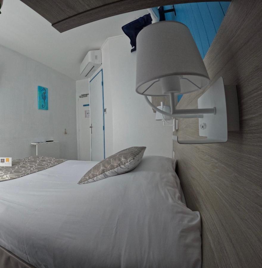 Hotel La Cote Oceane- 250 M Plage 圣让-德蒙 外观 照片